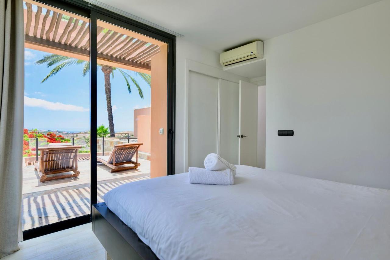 Villa With Private Pool In Luxury Golf Resort Salobre  Exteriör bild
