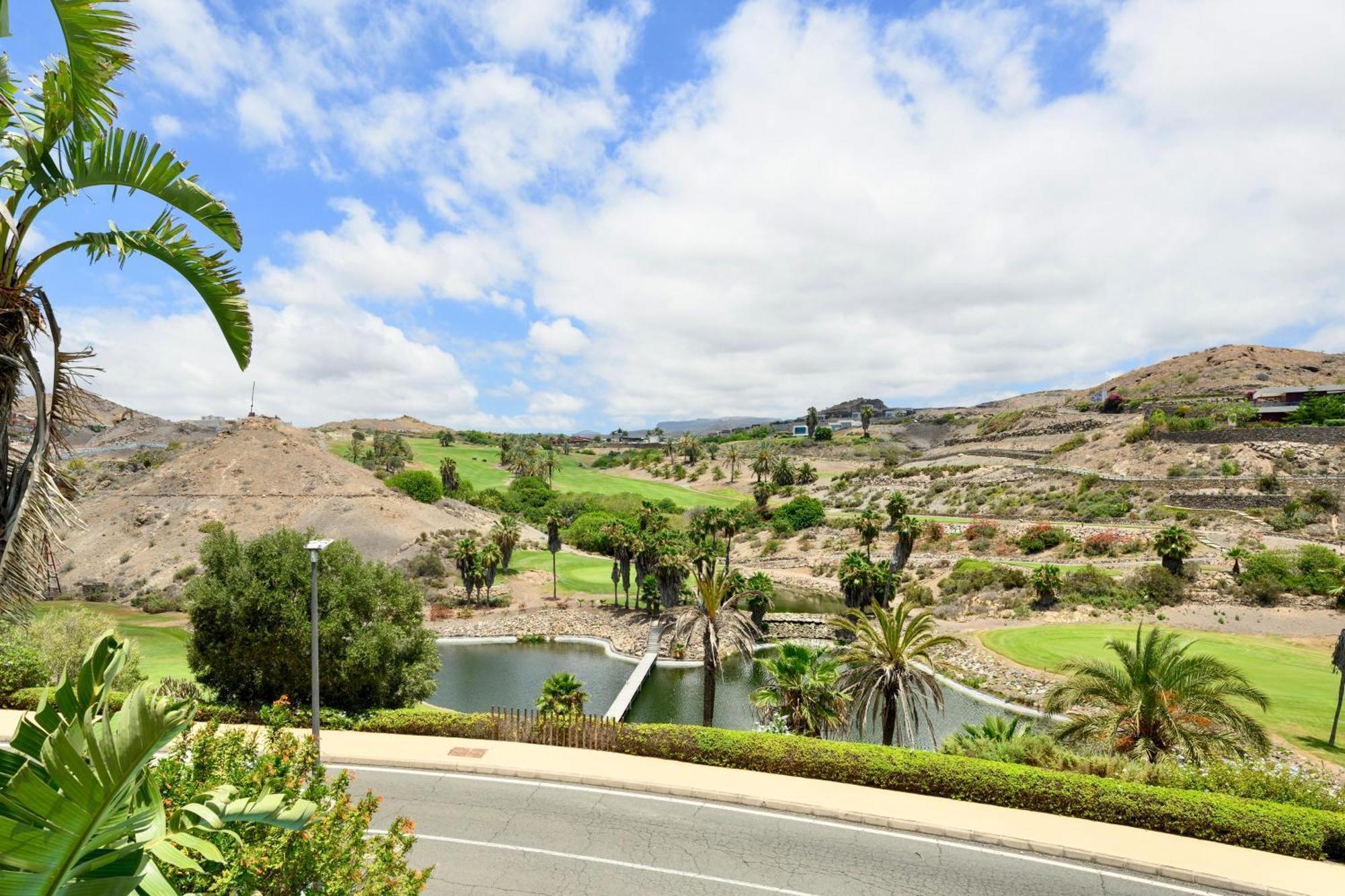Villa With Private Pool In Luxury Golf Resort Salobre  Exteriör bild